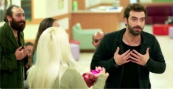 Çok detaya girip konuşulan sohbetten sıkılır mısınız?