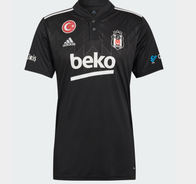 Sevgilime Beşiktaş forması almak istiyorum, hangisini tercih etmeliyim?