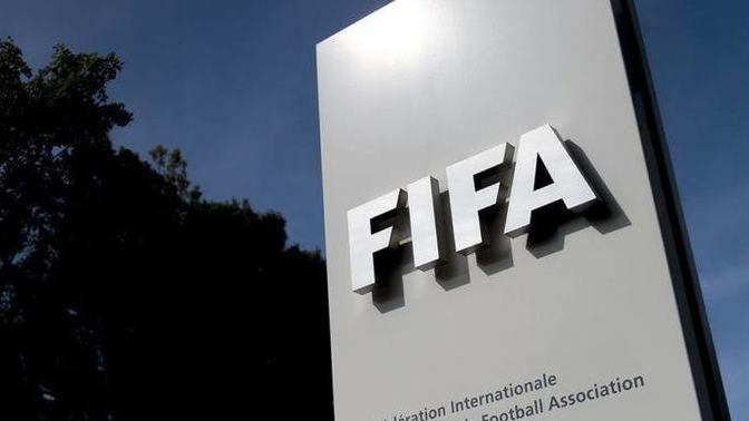 FIFA, futbolda büyük etki oluşturacak kural değişikliklerini değerlendiriyor, siz bu kuralları nasıl buldunuz?