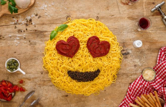 Bugün Dünya Emoji Günü! Favori emojin hangisi 👻?