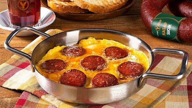 Sucuk ekmek mi, sucuklu yumurta mı?