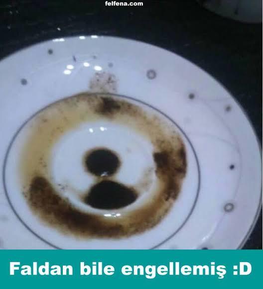 Nedensiz engelleyenler, sizce de özgüven sorunu yaşayanlar mıdır🤔