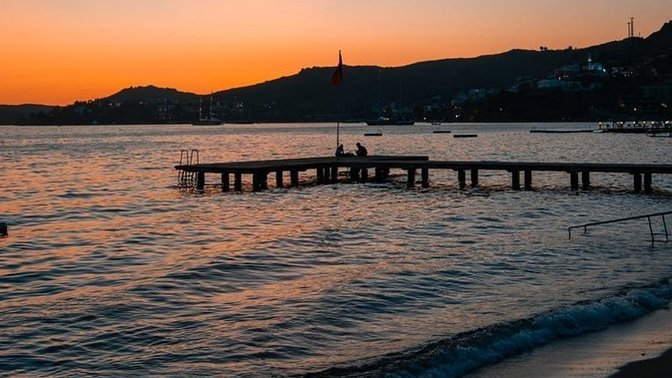 Benimle sahile gelip dertleşmek isteyen var mı?