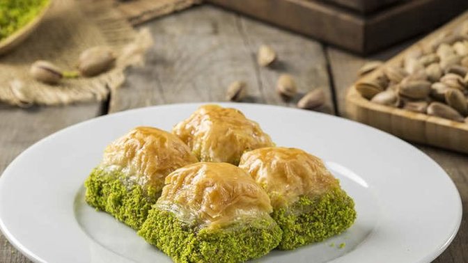 Bayramda baklavanın ucunu kaçırıyor musunuz?