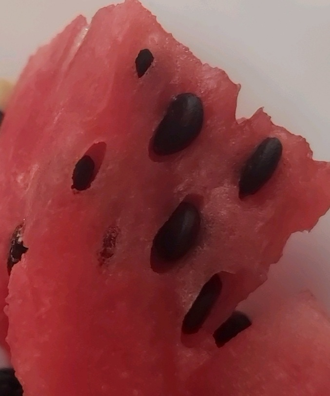 Bu görüntü seni rahatsız etti mi? Nasıl kurtulucam bu delik fobimden?