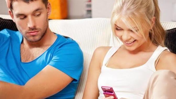 Kızlar, Aşk ilişkinizde kesinlikle yapmam dediğiniz kırmızı çizginiz var mı?
