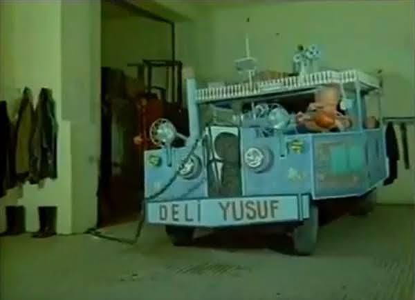 Sanayi ve Teknoloji Bakanı Mustafa Varank "uzay aracımızın tasarımına başladık" dedi! Sen nasıl bir uzay aracımız olsun istersin?
