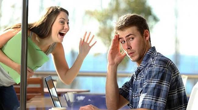 Aşkta Kaçan kovalanır derler. Siz daha çok kaçan mı oldunuz, kovalayan mı?