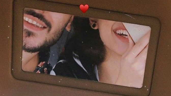 Eşiniz/Sevgiliniz telefonunu masaya bırakıp gitti. Peş peşe mesaj geldi, açıp okur musunuz?