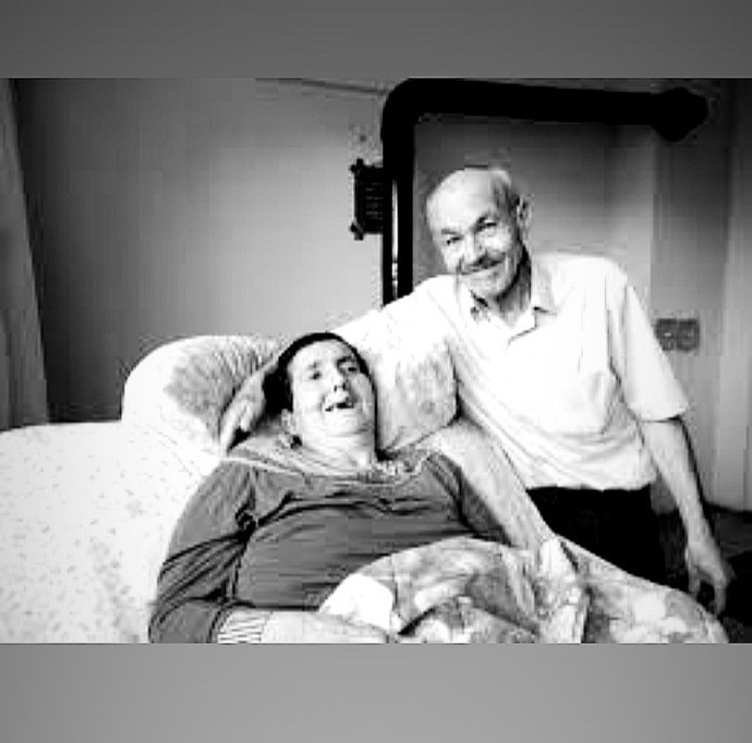 Sevgiliniz/eşiniz ciddi bir hastalığa kapılsa yanında olur musunuz?