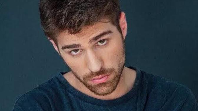 Hayal Ediyoruz 'Aklım Sende Kaldı' İsimli Yeni Bir Aşk Dizisi Çıkıyor Hadi Beraber Seçelim Peki Ya Asıl Çifti Kimler Oynasın?