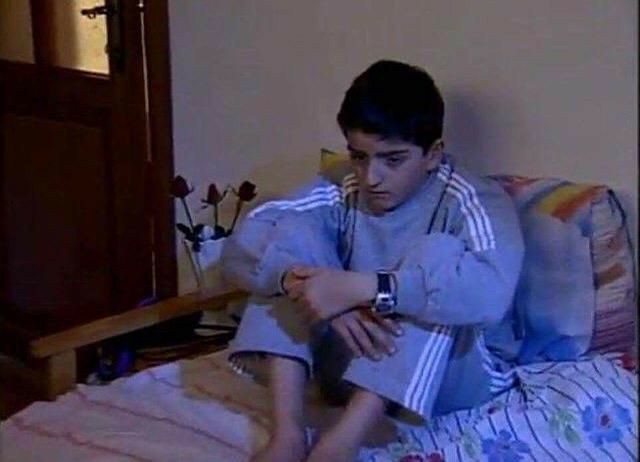 Kime seni seviyorum diyim?