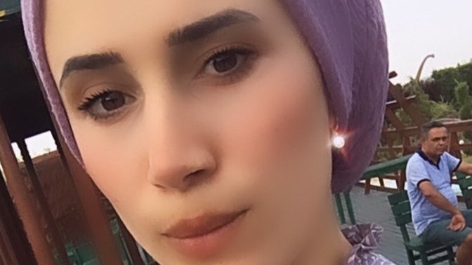 Dışarda foto çekerken biri bakınca utanıyor musunuz 😂?