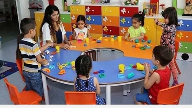 Babam mesleğimi insanların yanında çok küçümsüyor normal mi?