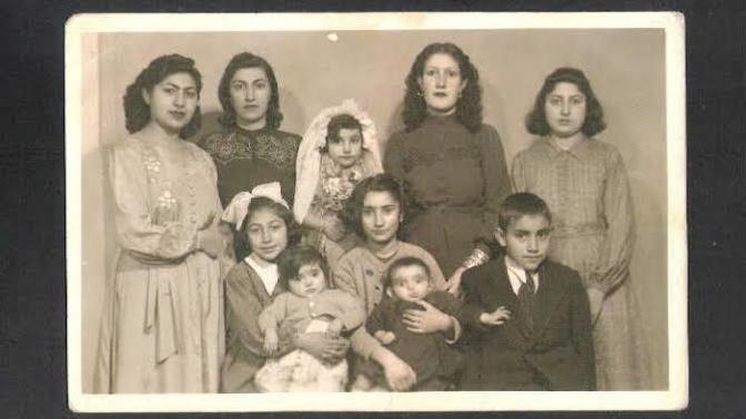 Aileniz bir araya geldiği zaman hep eskilerden mi konuşulur?