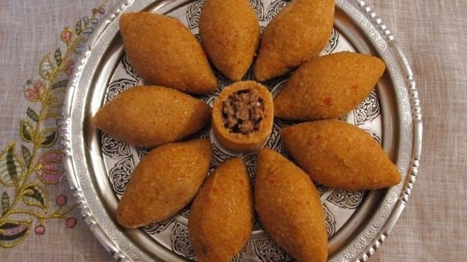 Bir oturuşta kaç tane içli köfte yersin?