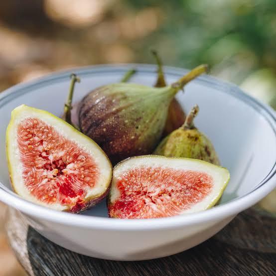 Memleketten incir geldi, çocuklar her tarafı batırdı, bu lekeler nasıl çıkar?
