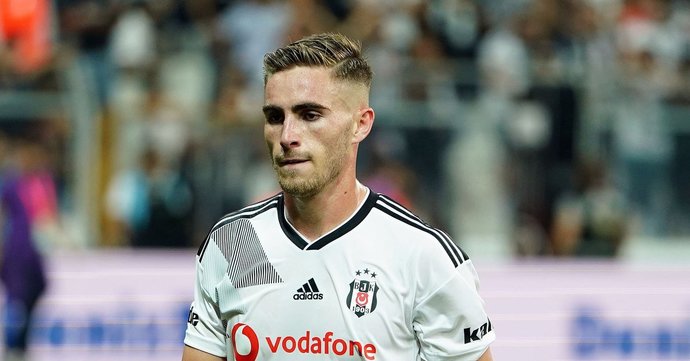 Takımınızdaki en yakışıklı futbolcular size göre kimlerdir?