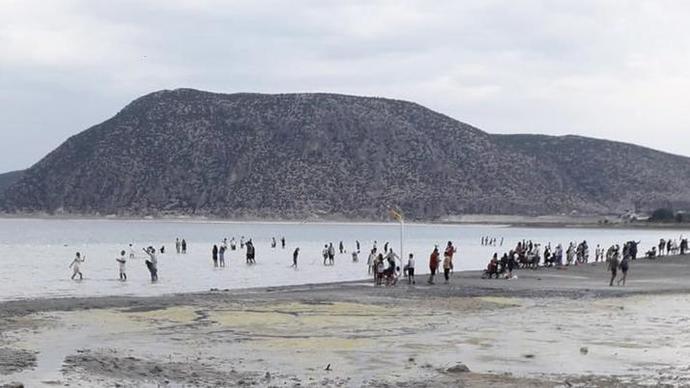 Salda gölünde tahribat büyüyor, sular 50 metre çekildi! Korunma altına alınmalı mı?
