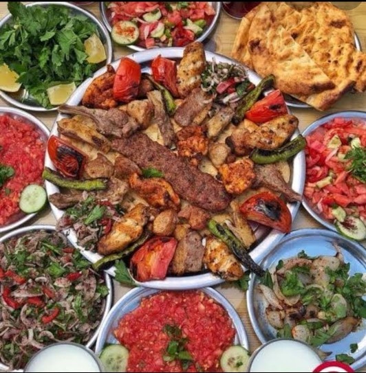 Seni seviyorum demek yerine gel beraber kebap yiyelim diyecek sevgiliyi nereden bulabilirim?