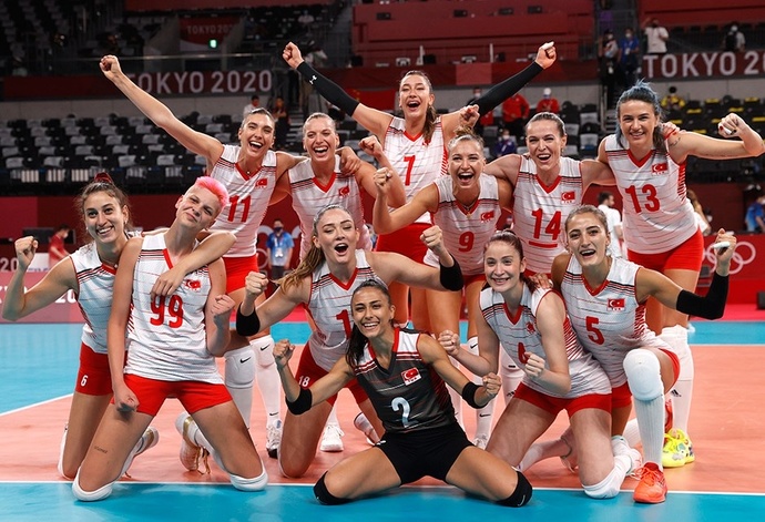 #Tokyo2020‘de altın madalya kazanırız dediğiniz branş var mı?
