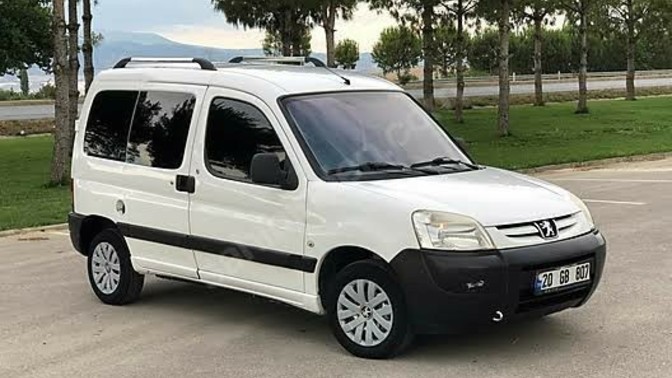 Peugeot Partner 1.9D vb. arabalar ile uzun yola çıkmak sizce nasıl olur?