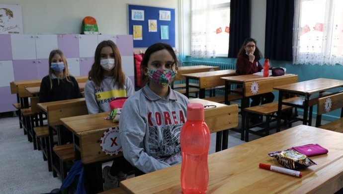 Milli eğitim bakanının söylediği gibi, okulların bu virüsle 6 Eylül de açılması mümkün mü?