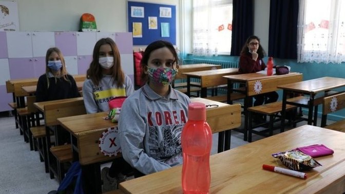 Milli eğitim bakanının söylediği gibi, okulların bu virüsle 6 Eylül de açılması mümkün mü?
