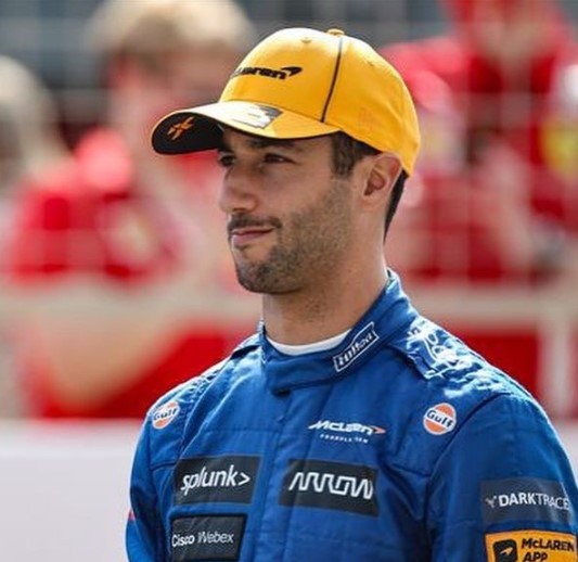 F1in zıpır çocuğu Daniel Ricciardo hakkında ne düşünüyorsunuz?