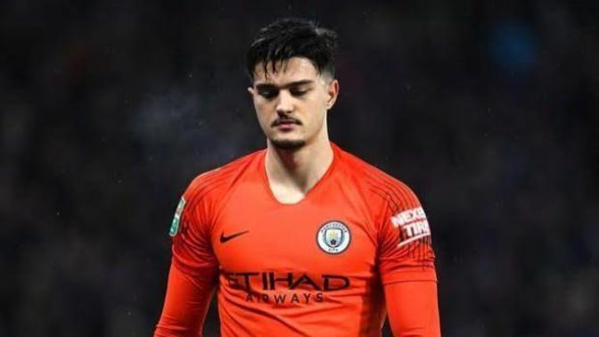 Adana Demirspor, Manchester City'nin kalecisiyle anlaştı! Arijanet Muric'i kiralık aldı. Sizce Adana Demirspor ligi nasıl bitirir?