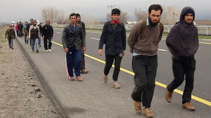 Türkiye'ye sadece erkek Afgan gelmesi bir tesadüf mü?