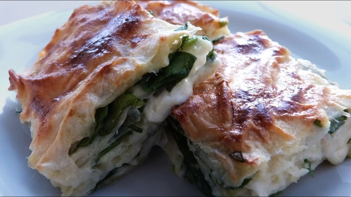 Ispanaklı börek seviyor musunuz?