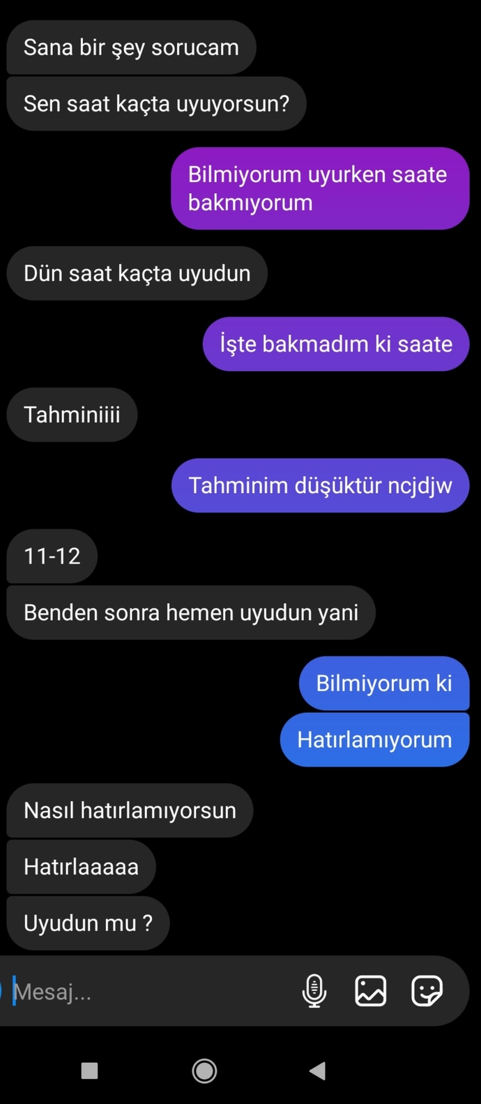 Bu kız niye böyle yapıyor?