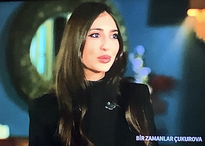 Büyük gözlü kadınlar erkekler için daha mı çekici?