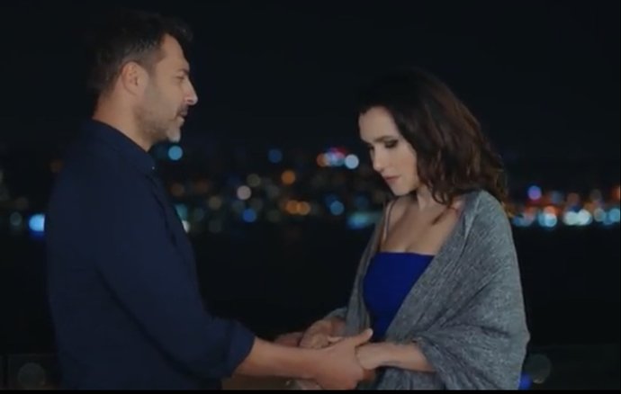 Aylarca belki yıllarca beklediğiniz ama olmayan bir şey hiç ummadığınız bir anda olsa ne tepki verirsiniz?