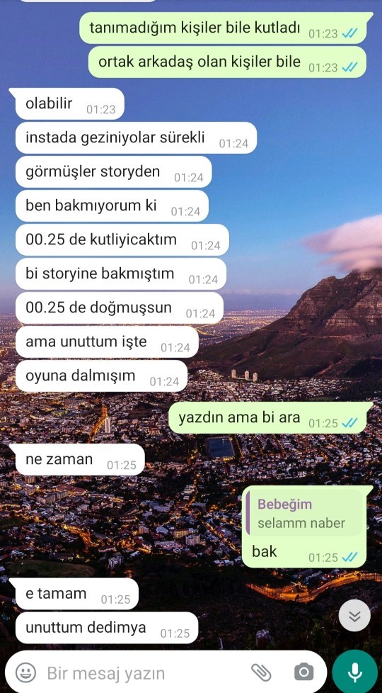 Sevgilim doğum günümü unuttu 1,5 saattir ağlıyorum ne yapmalıyım ona?