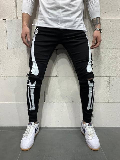 Bu pantolonlardan hangisi daha güzel cool?