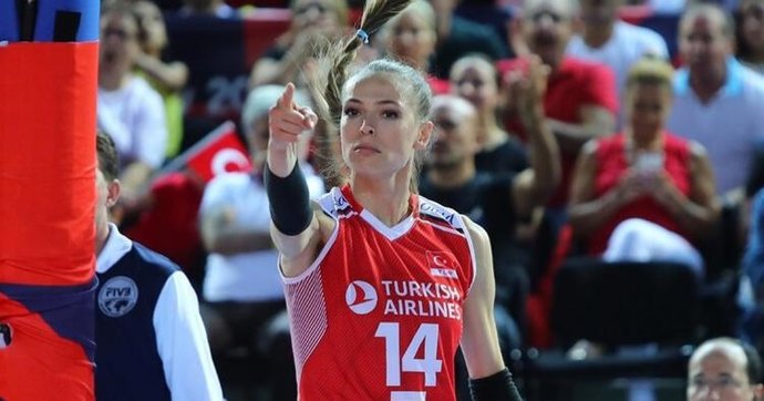 Filenin Sultanları Rusyayı 3-2 mağlup etti. Sizce voleybolda madalya alır mıyız?