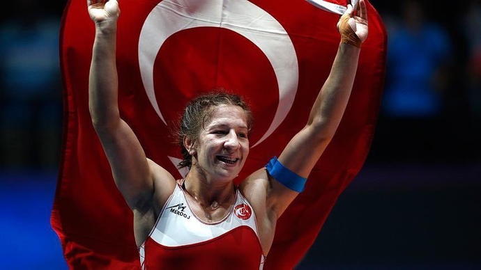 Yasemin Adar olimpiyatlarda kadınlar güreş kategorisinde ilk madalya kazanan sporcumuz oldu! Yasemin Adar’a tebrikler nerede?