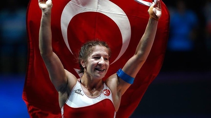 Yasemin Adar olimpiyatlarda kadınlar güreş kategorisinde ilk madalya kazanan sporcumuz oldu! Yasemin Adar’a tebrikler nerede?