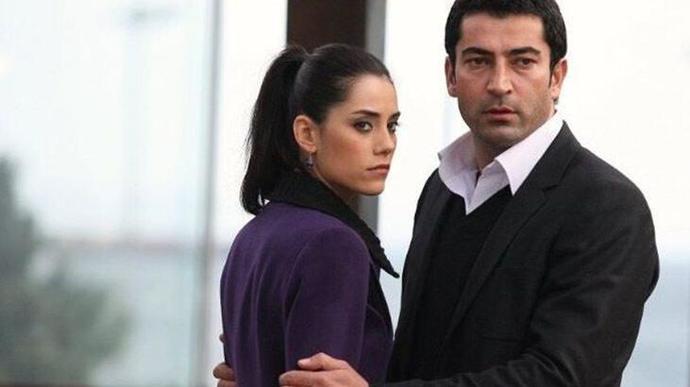 Ezel mi Kurtlar Vadisi mi bir tercih yapacak olsan hangisini seçerdin?