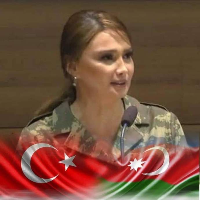 Azerbaycan milletvekili Ganira Paşayeva bir aylık maaşını yangın mağdurları için bağışladı. Ne düşünüyorsunuz?