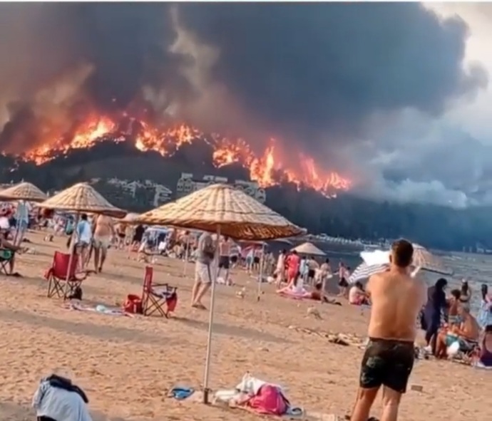 Yangınlar sönmedi ama Bodrum'a tatile gidilir mi?