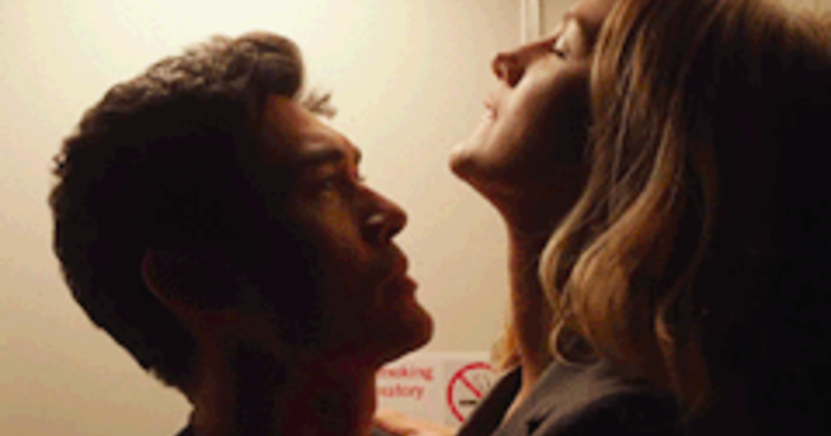 Qora ayol bilan porno (3 GP)