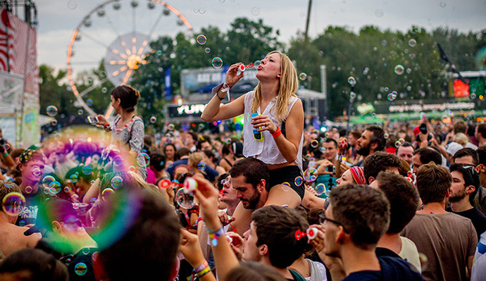 Katılmayı çok istediğiniz bir festival var mı?