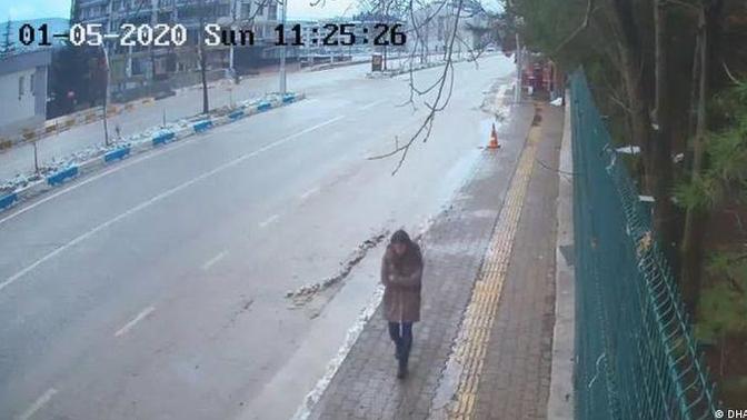 Kadını akşam saatlerinde gideceği yere erkeğin bırakması mı gerekiyor?