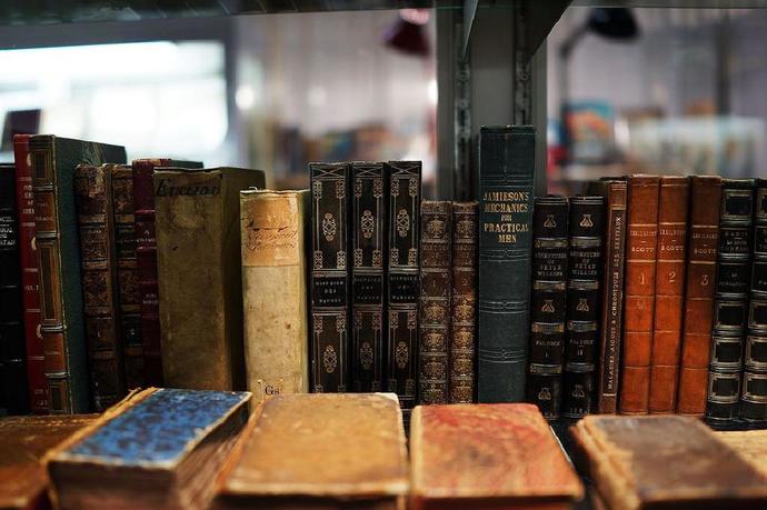 Kütüphaneden alınan kitaplar 84 yıl sonra iade edilmiş, siz kütüphaneden aldığınız kitapları ne kadar sürede teslim ediyorsuz?