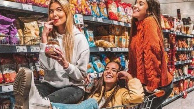 Site de kiminle alışveriş yapmalısınız söyliyim mii 😌✌?