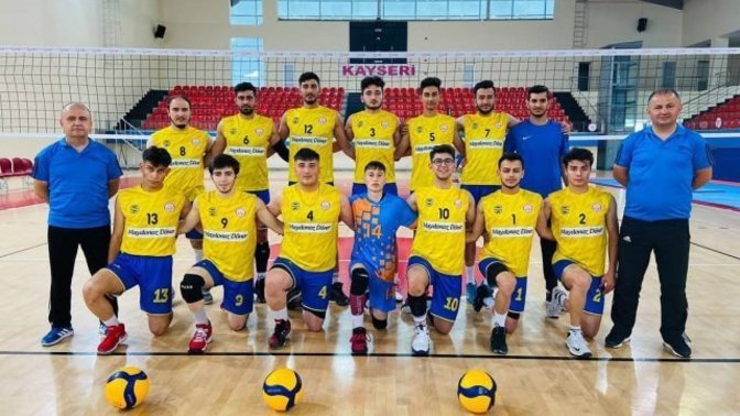 Kocaeli veya Sakarya'da erkek voleybol kulübü var mı?