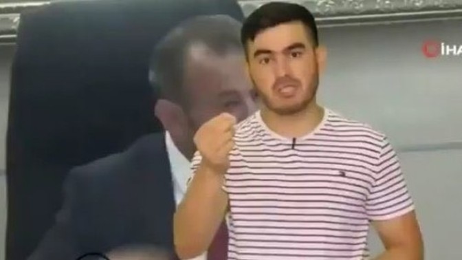 Türk gençlerine ve Türk kadınlarına hakaret eden Afganları sınır dışı etmek için ne bekleniyor?